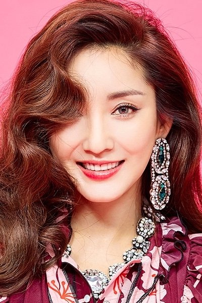 Bada's picture in the cast