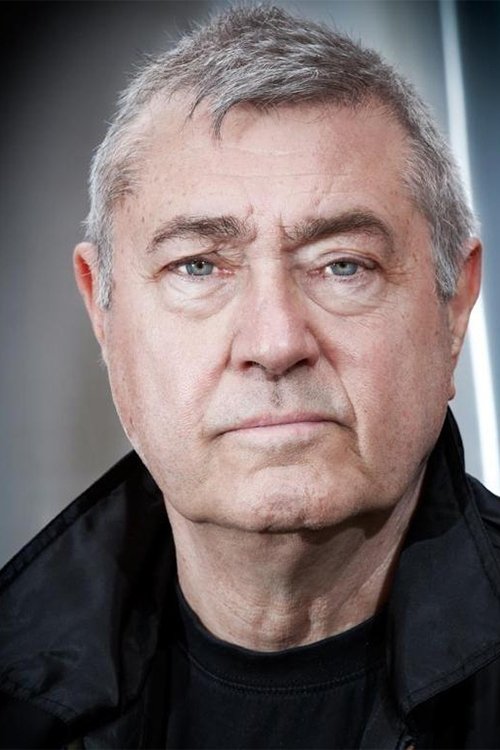 et billede af Brian Croucher