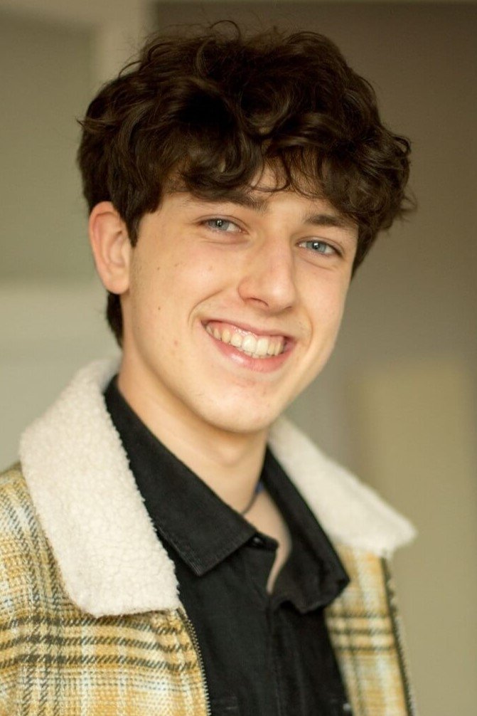 Asier Valdestilla's picture in the cast