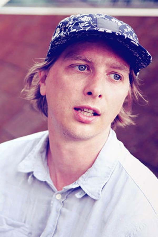 et billede af Mark Baines