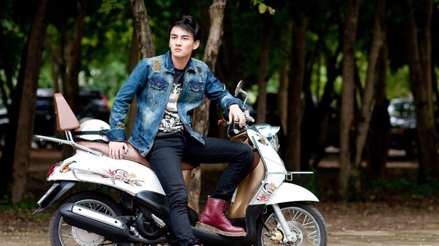 Love at Sarakham (2011)