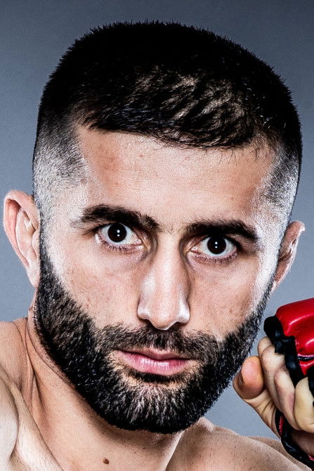 et billede af Khurshed Kakhorov