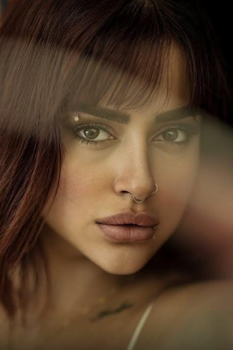 et billede af Mahrokh Mehri