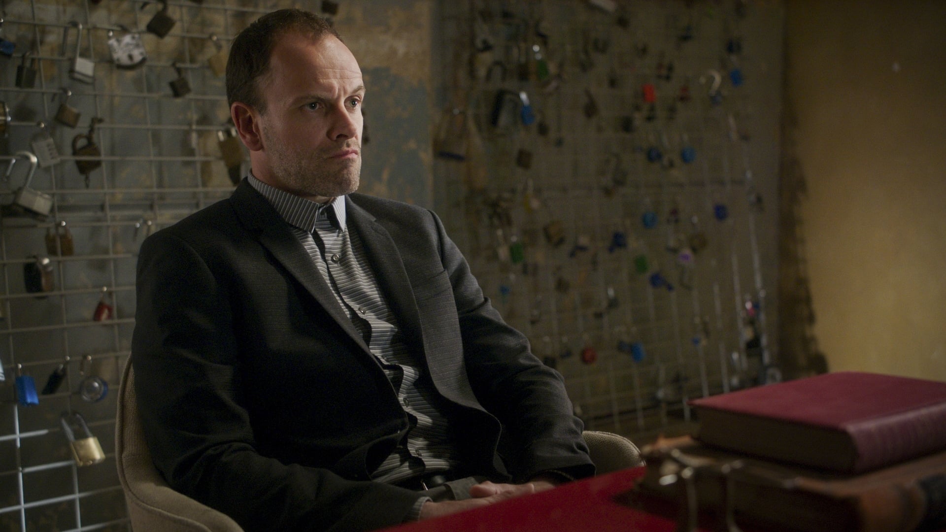 Elementary Season 5 :Episode 24  Hurt Me, Hurt You