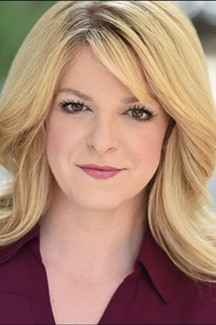 et billede af Molly Logan Chase