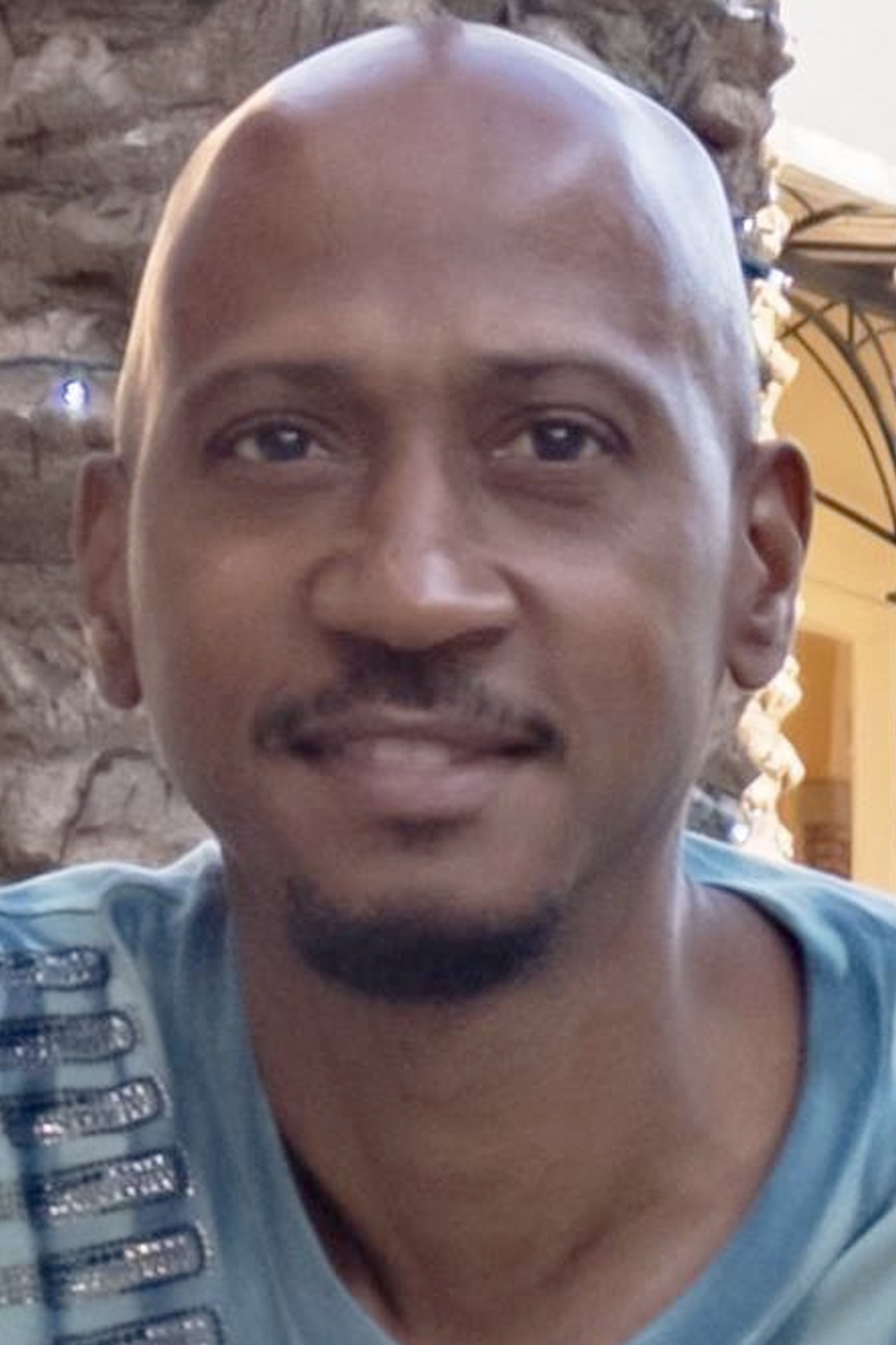 et billede af Ron Lawrence