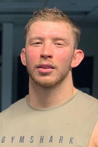 et billede af Luke Trainer