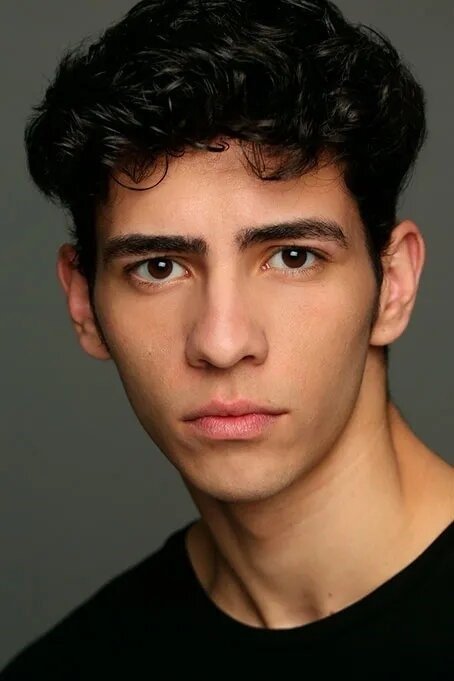 Quique González's picture in the cast