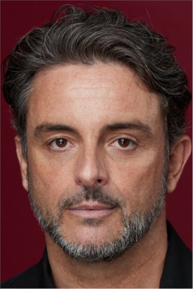 et billede af Bernard Bullen