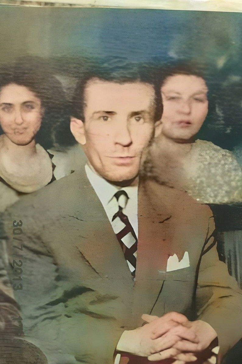 et billede af Muzaffer birtan