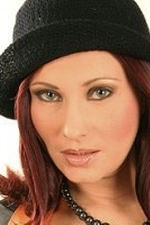 et billede af Natalie Dinov