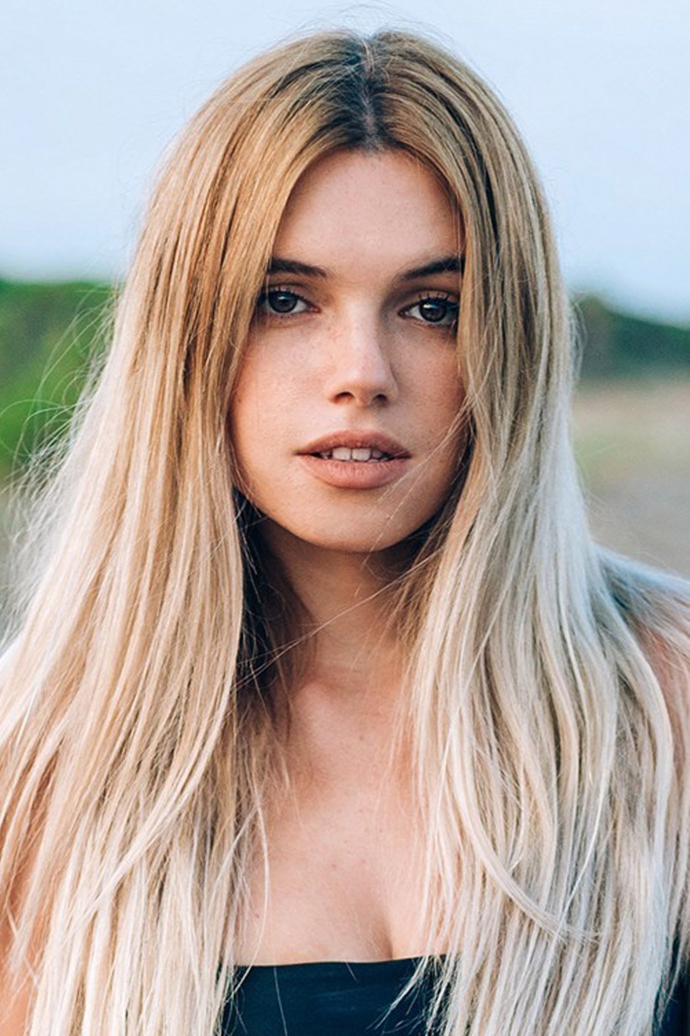 et billede af Julianne Binard