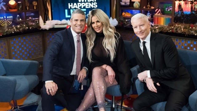 Watch What Happens Live with Andy Cohen Season 14 :Episode 206  Kim Zolciak Biermann & Anderson Cooper