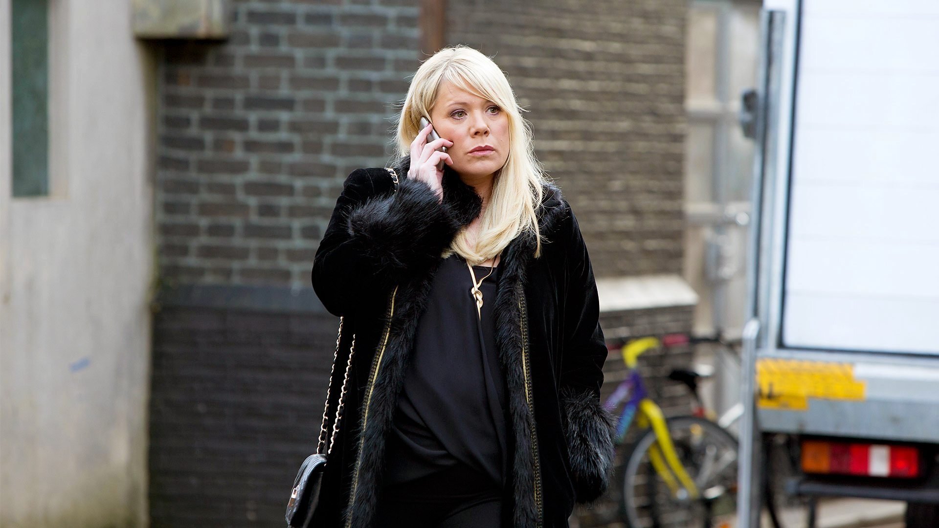 EastEnders 30x38