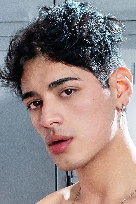 et billede af Gil Donovan