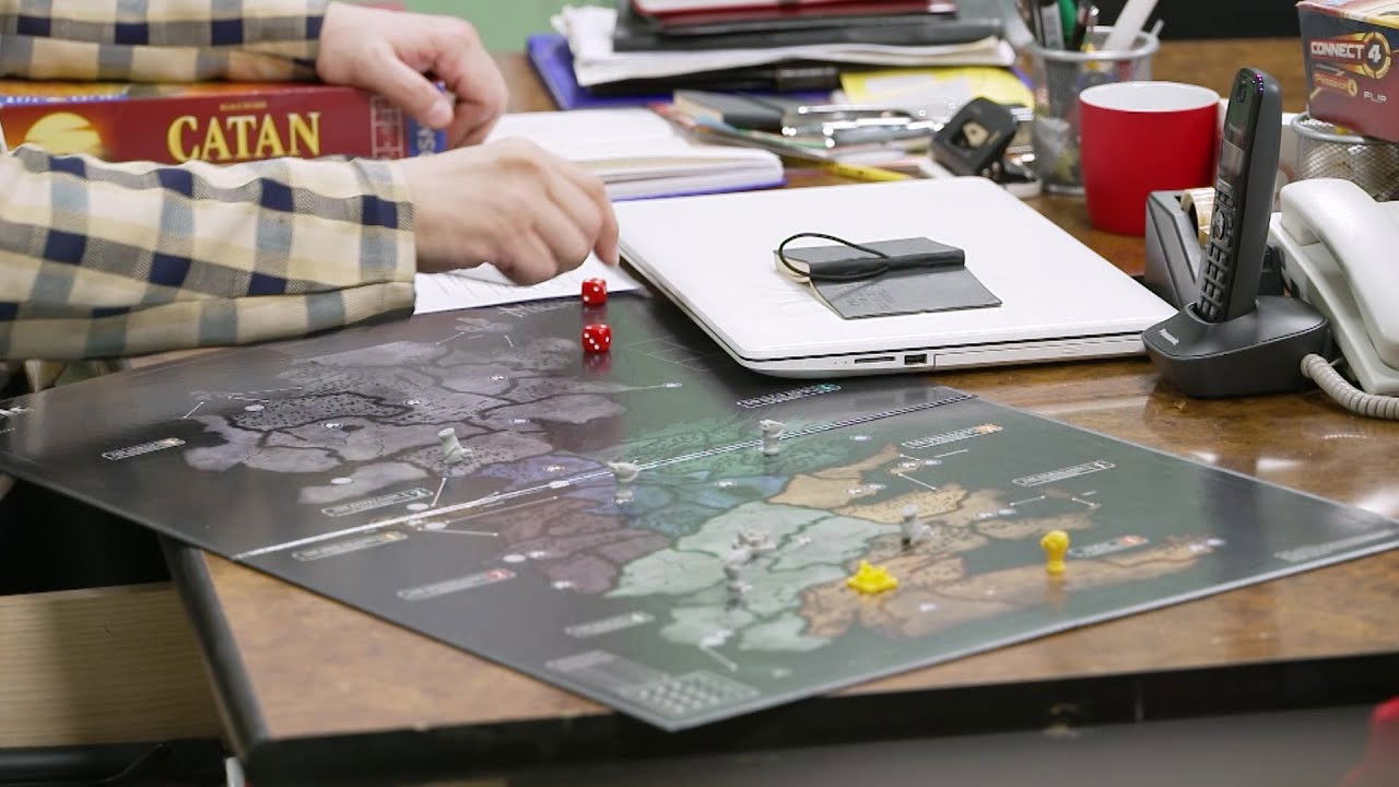 2115 Simbol idealizma