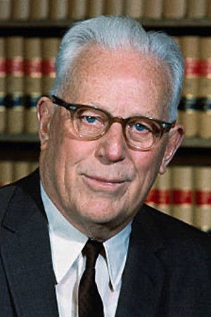 et billede af Earl Warren