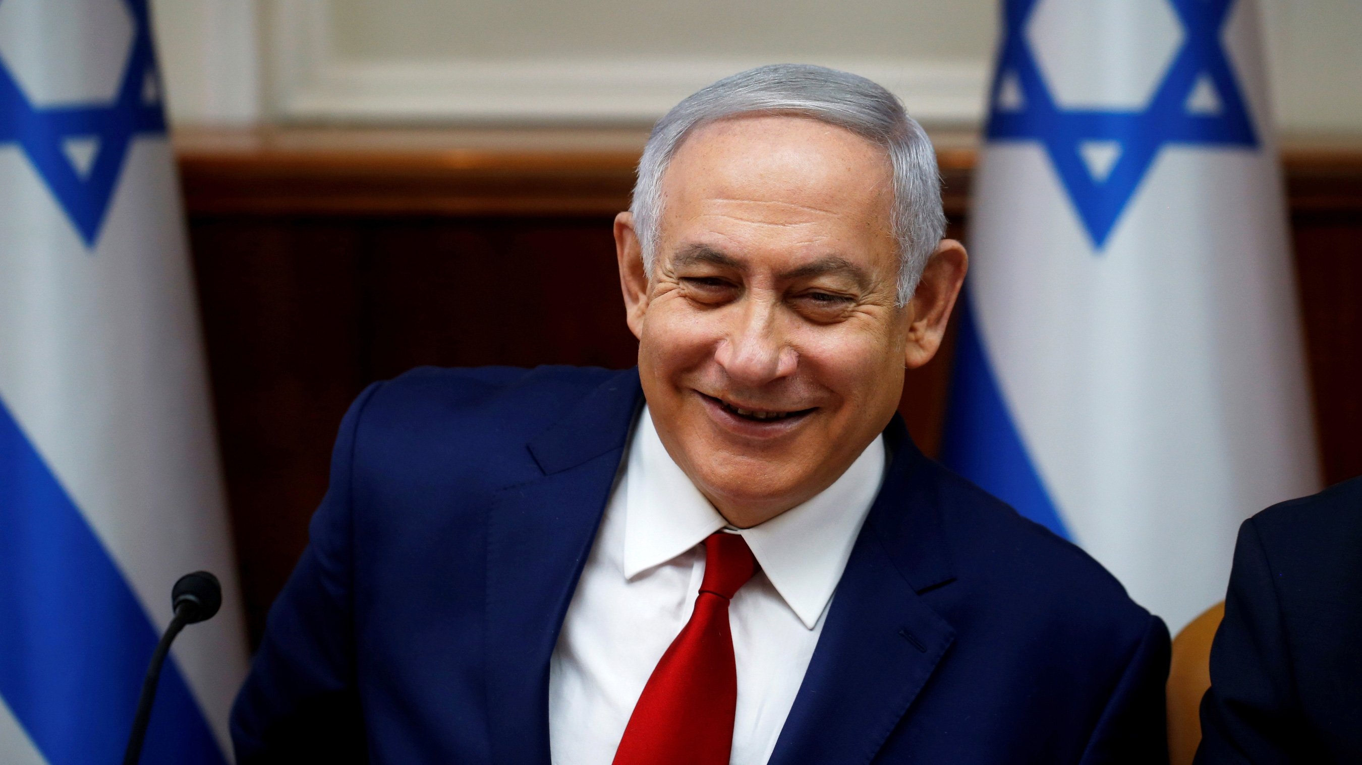 PBS News Hour 44x72