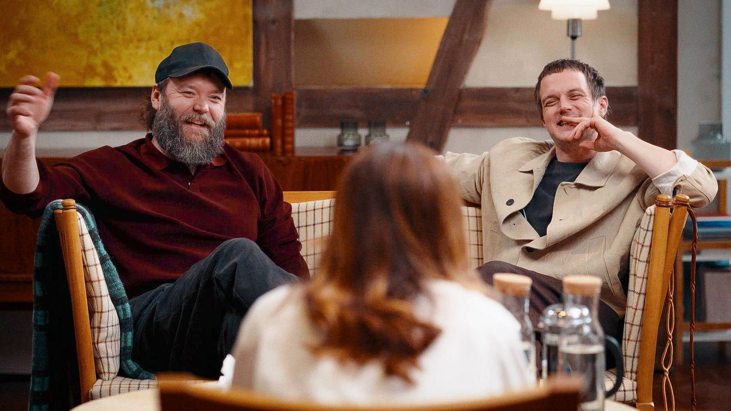 S1E3 · Episode 3