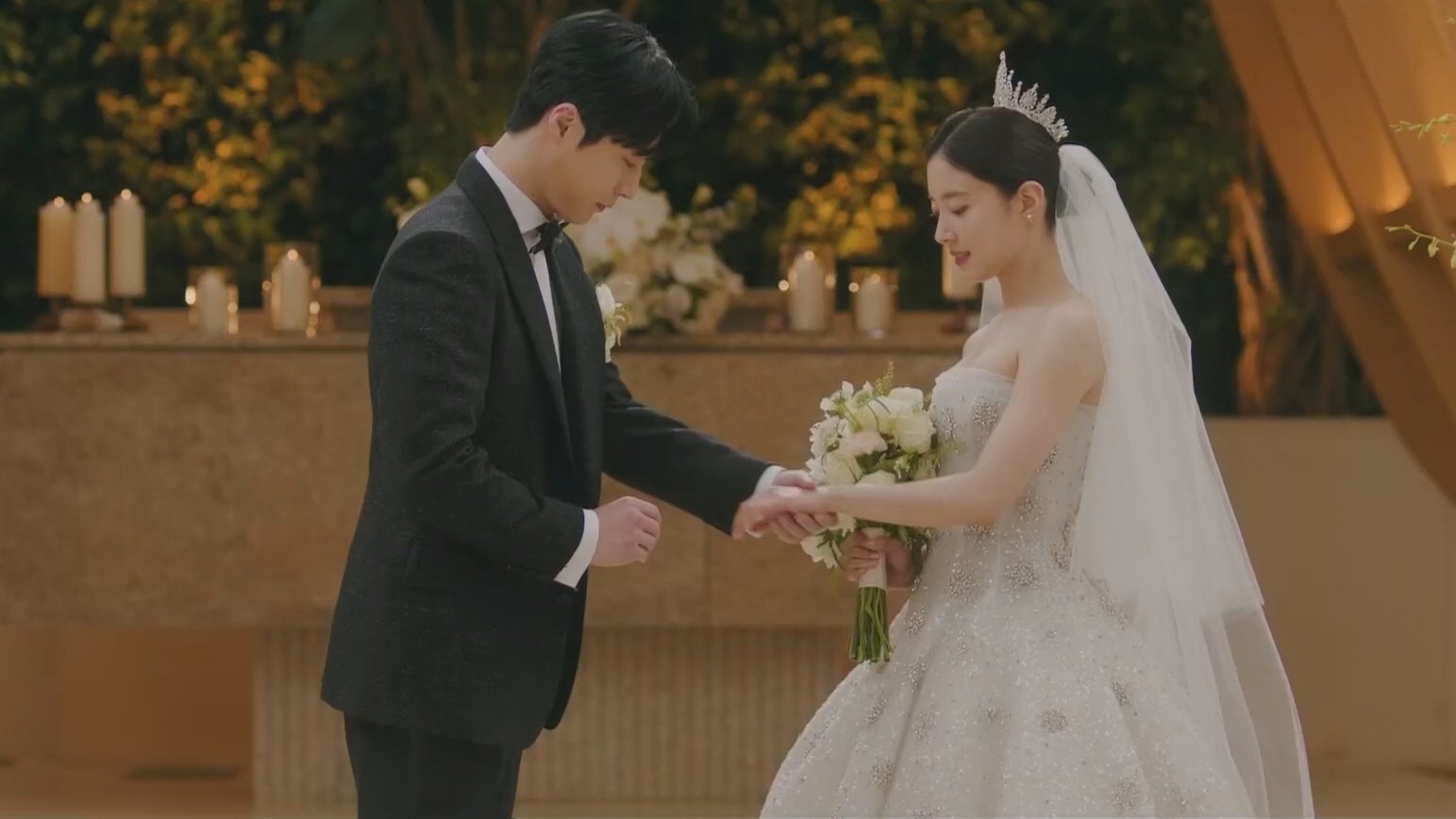 The Story of Parks Marriage Contract: 1×2