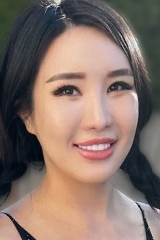 et billede af Suki Sin