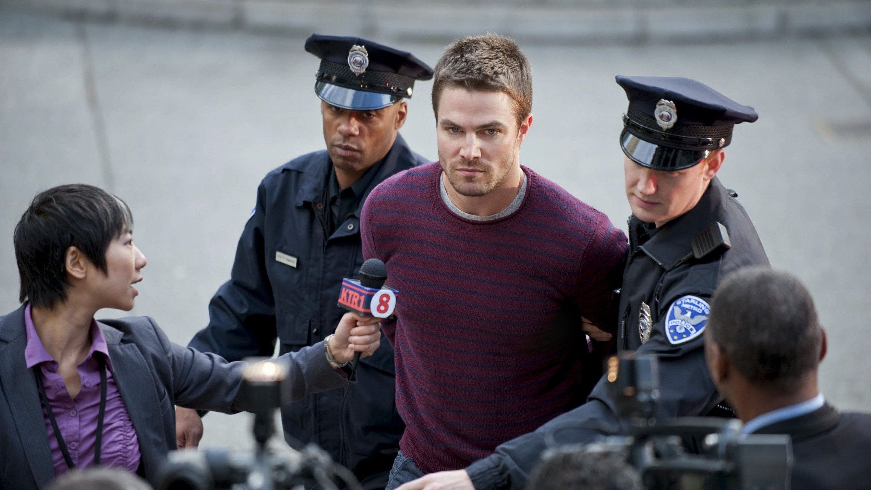 Arrow Season 1 :Episode 5  Damaged