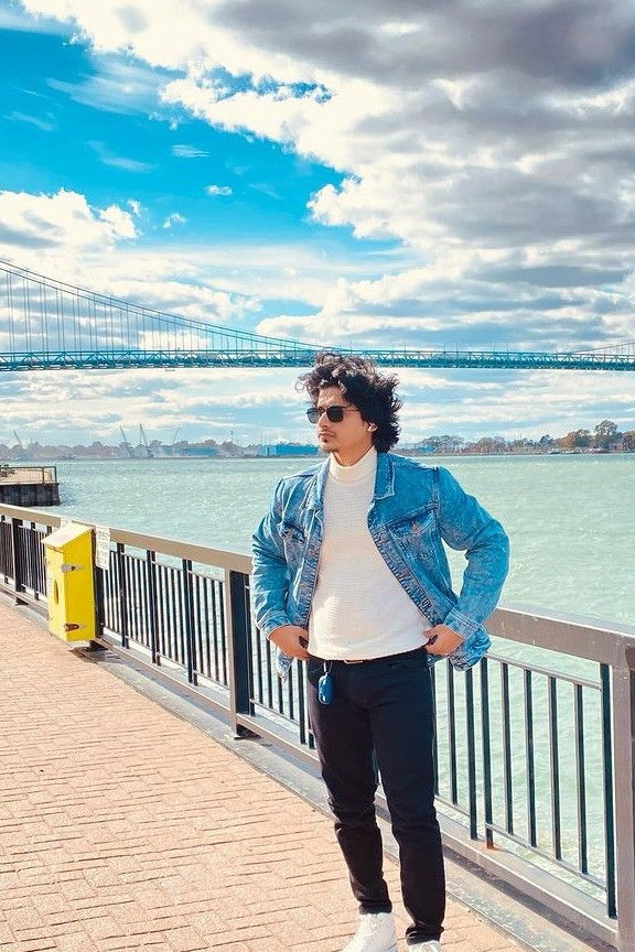 et billede af Asif S Hilal