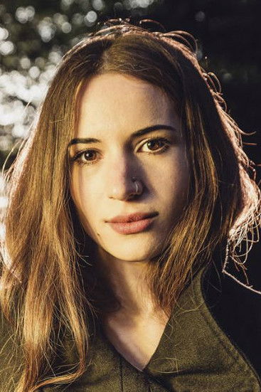 et billede af Mira Kohli