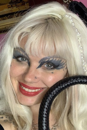 et billede af Goddess Starla