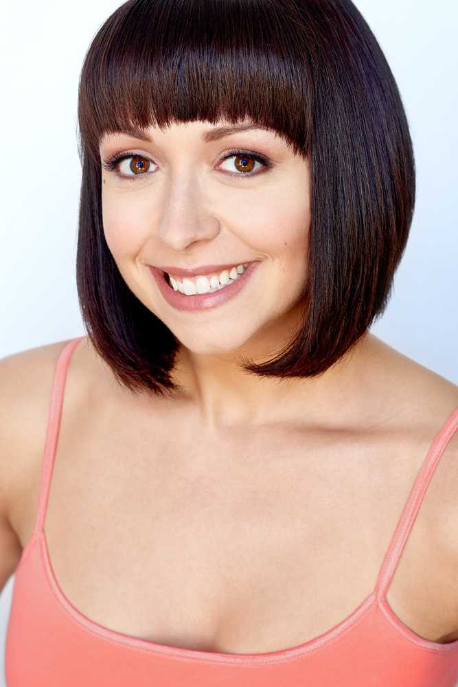 et billede af Lisa Dee