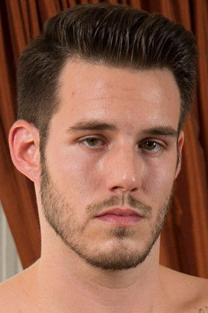 et billede af T.J. Lee