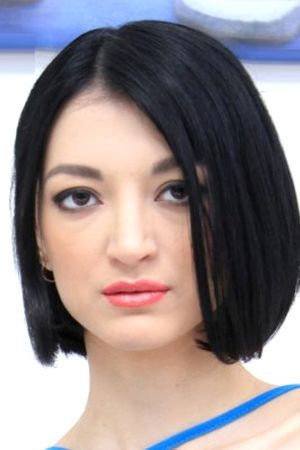 et billede af Madison Quinn