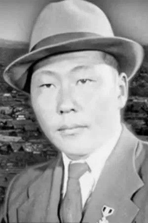 et billede af Damdinsuren Bileg