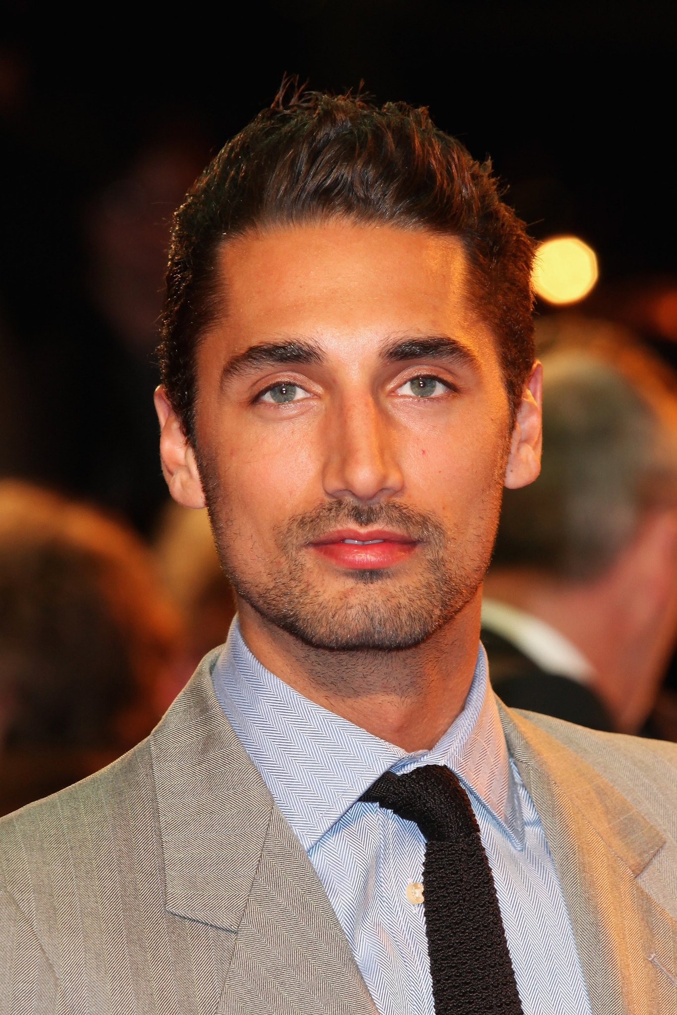 et billede af Hugo Taylor