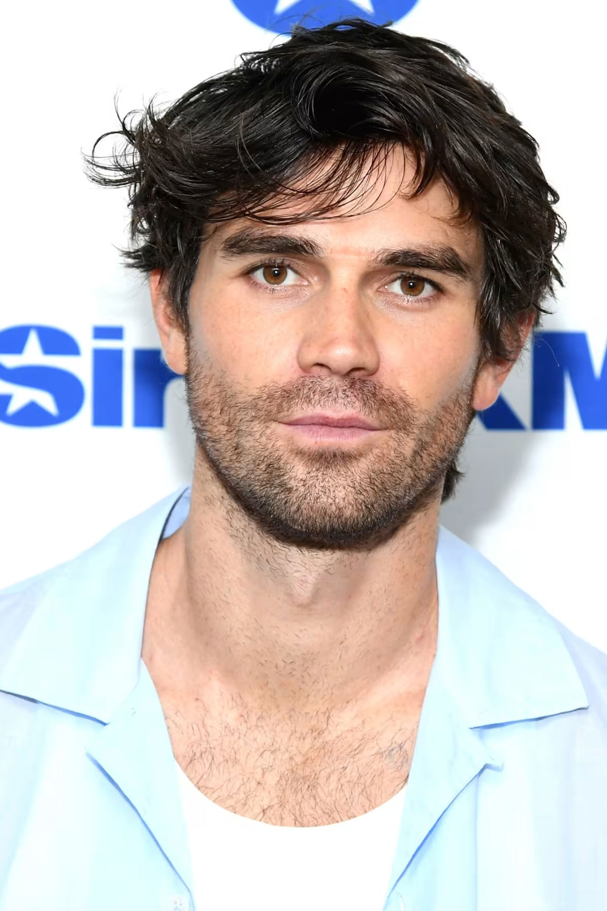 et billede af KJ Apa