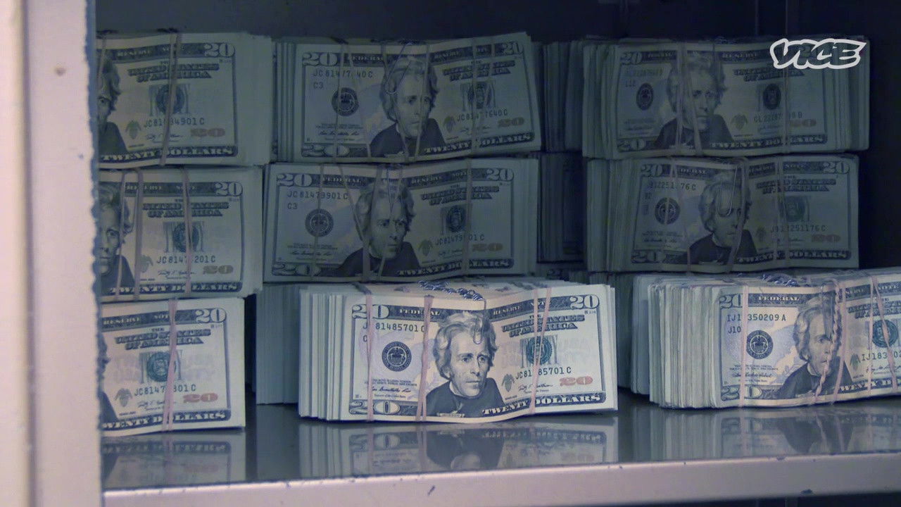 While The Rest Of Us Die S02E01 backdrop