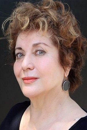 et billede af Dilek Türker