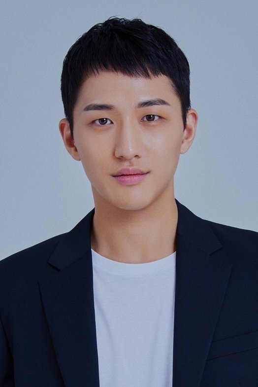 et billede af Yoo Hee-je