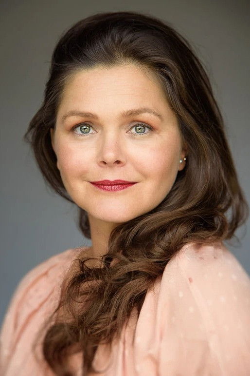 et billede af Estelle Long