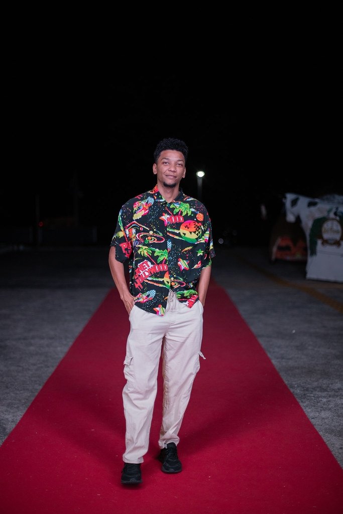 Peterson Feroli | Assistente de Direção da peça Carukango