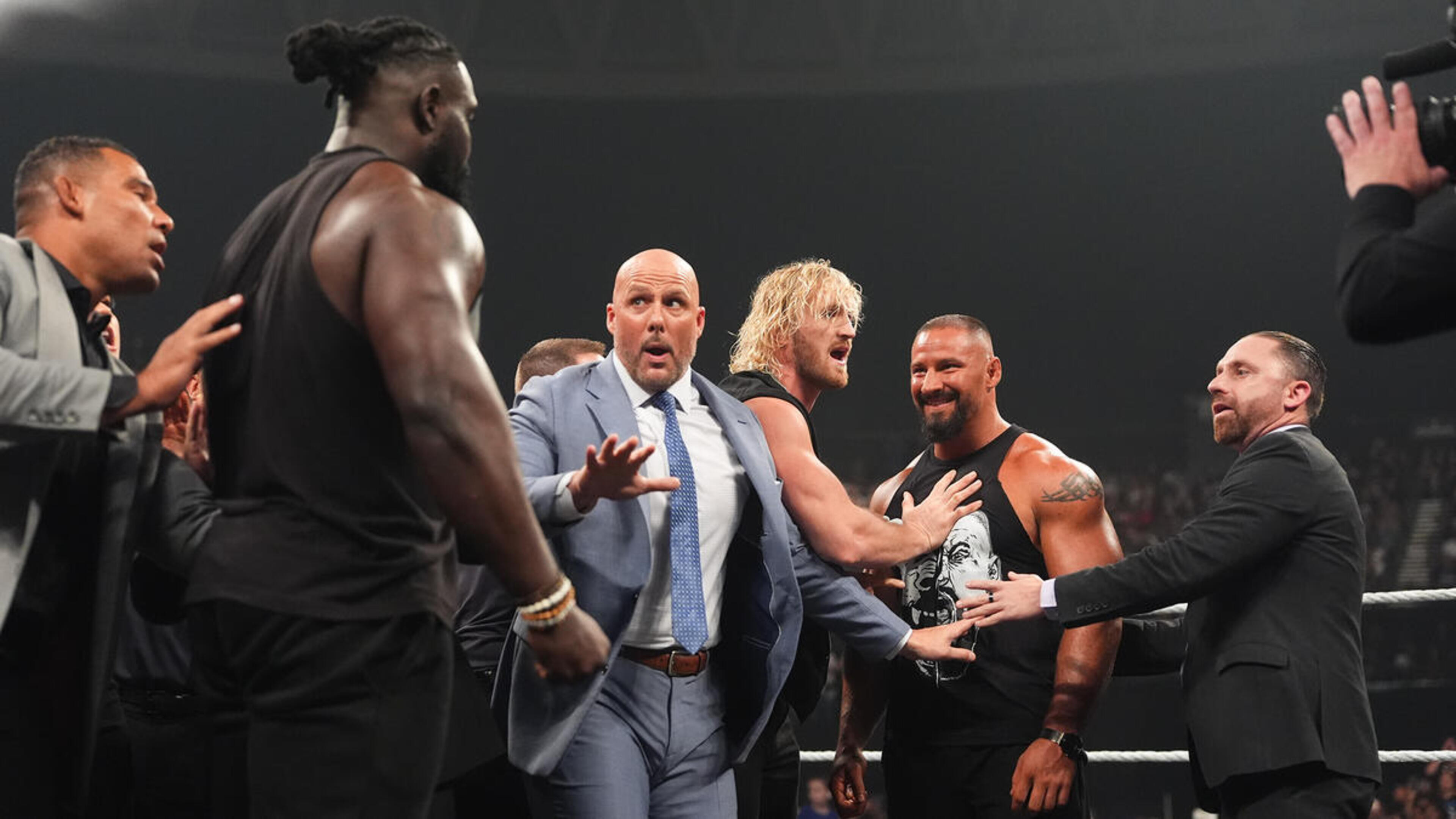 Raw - Season 20 Episode 11 : Raw - Mar. 12, 2012
