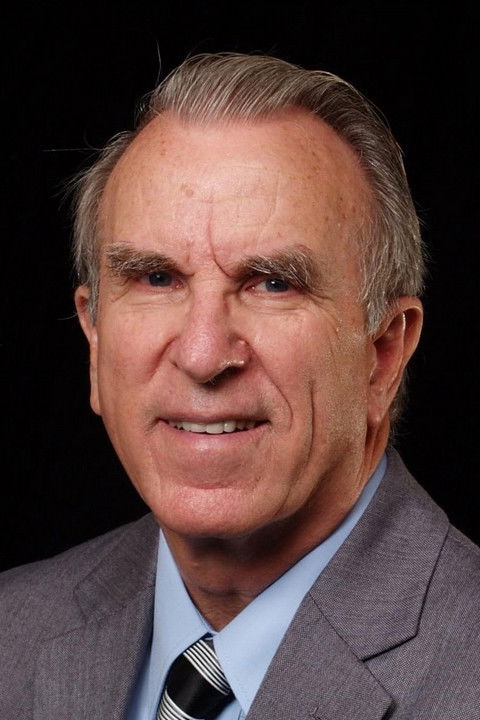 et billede af Douglas DeLisle