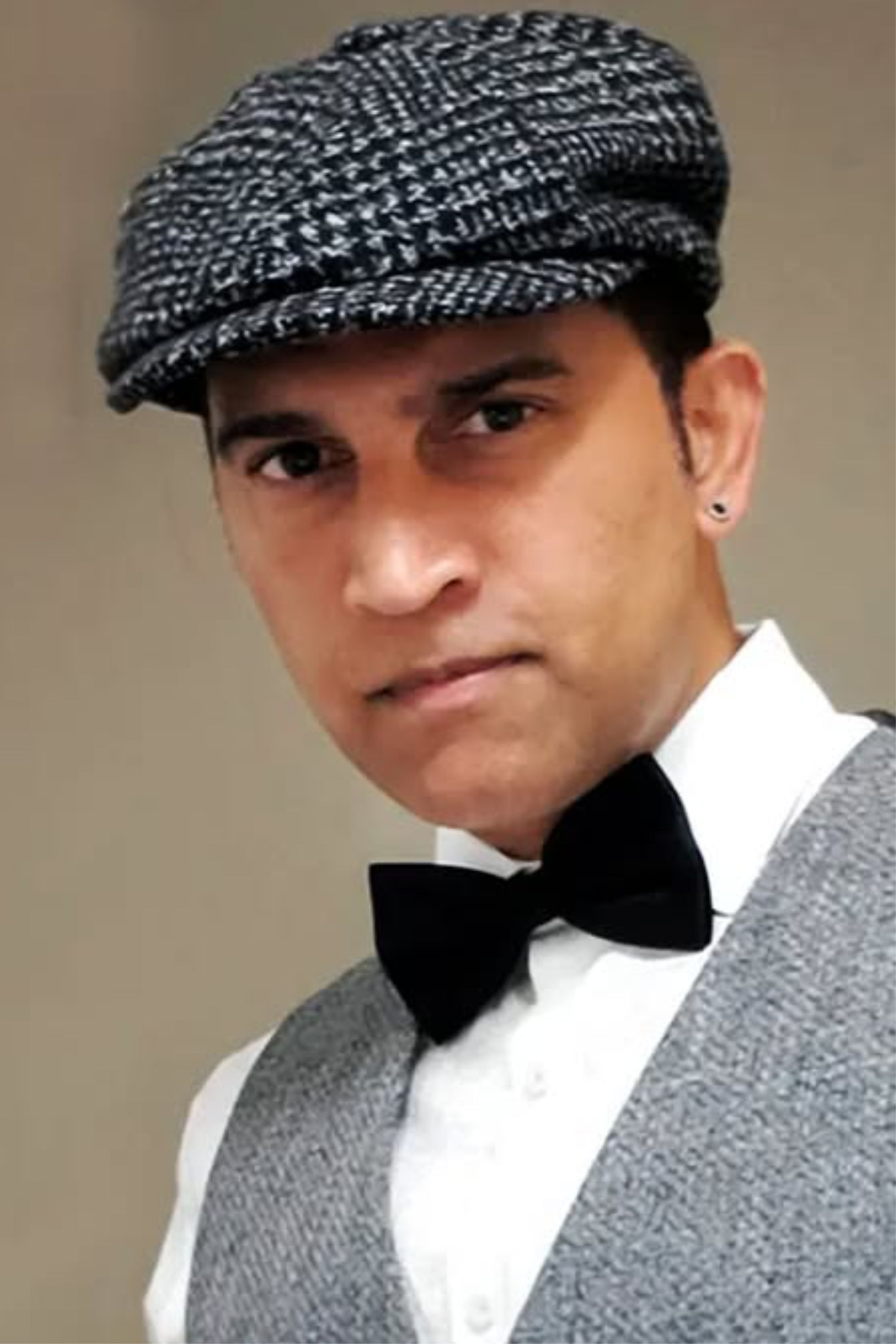 et billede af Giju John