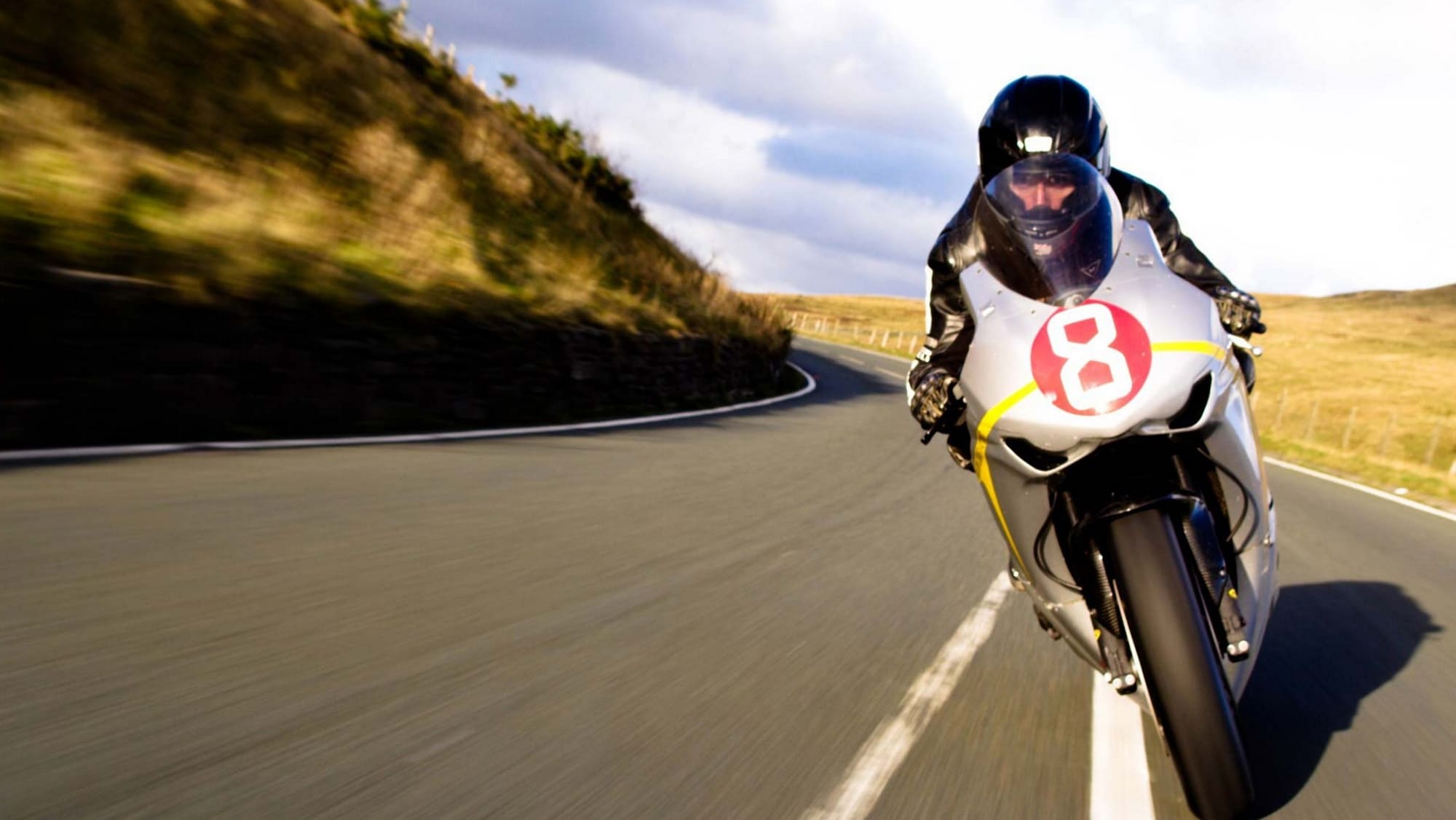 Motocykle 3D: Jazda na krawędzi