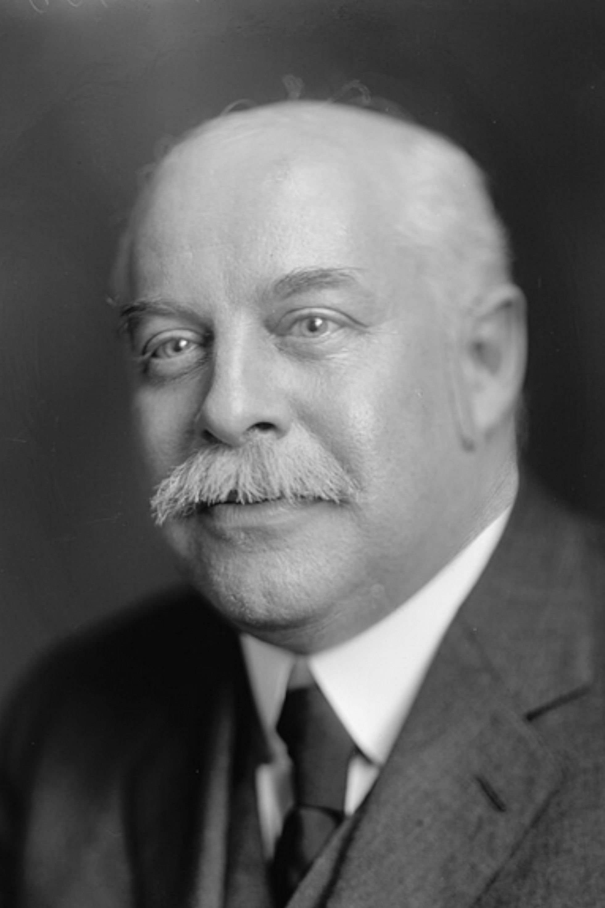 et billede af George K. Burgess