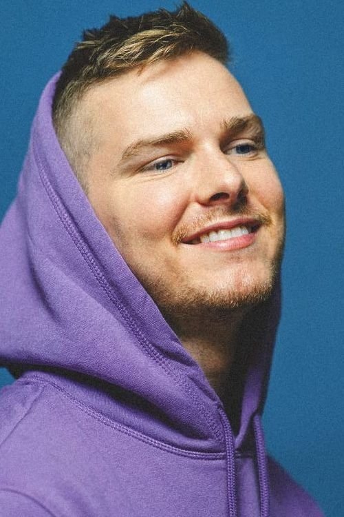 et billede af Brandon Hudson