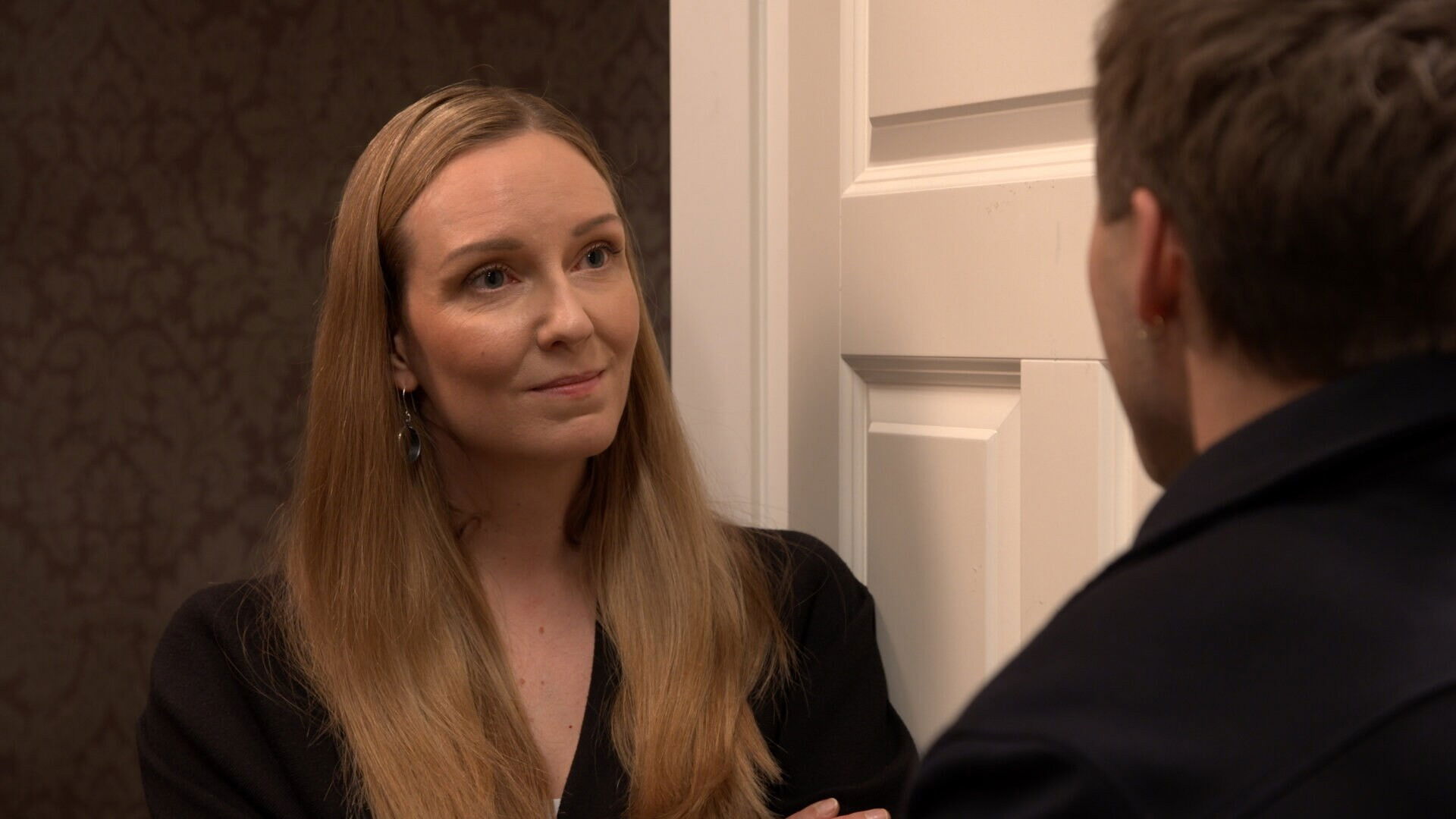 Secret Lives Season 28 :Episode 98  Episode 4888