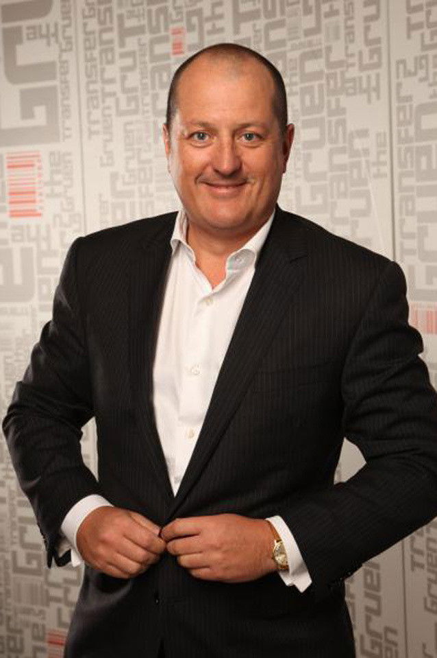 et billede af Russel Howcroft