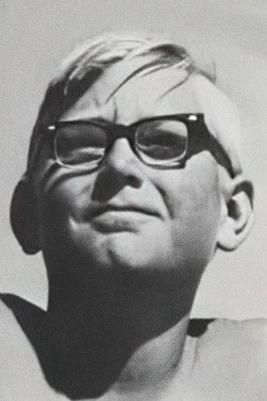 et billede af Dave Lewis