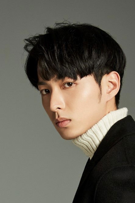 et billede af Jed Chung